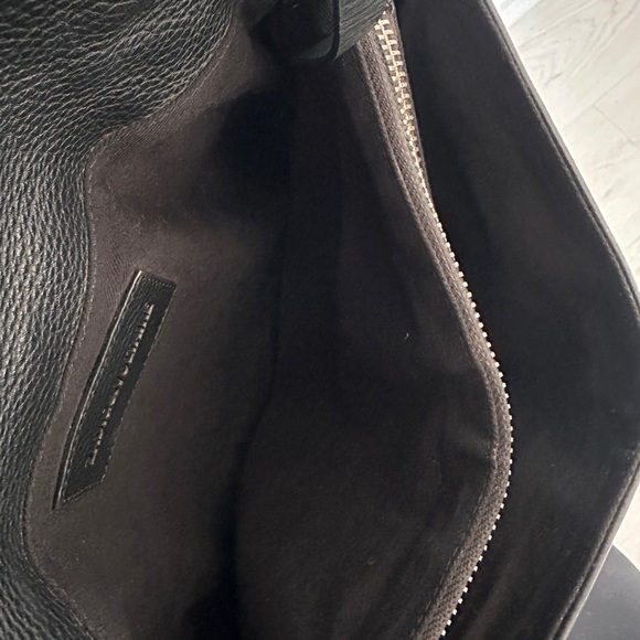 Zadig & Voltaire's women's leather clutch - Picture 7 of 10